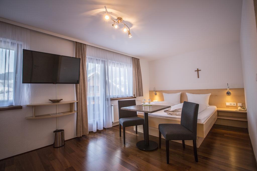Gaestehaus-Pension Barbara Andelsbuch Bilik gambar